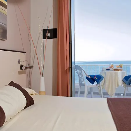 Hotel Mediterraneo Sapri 4* Sapri