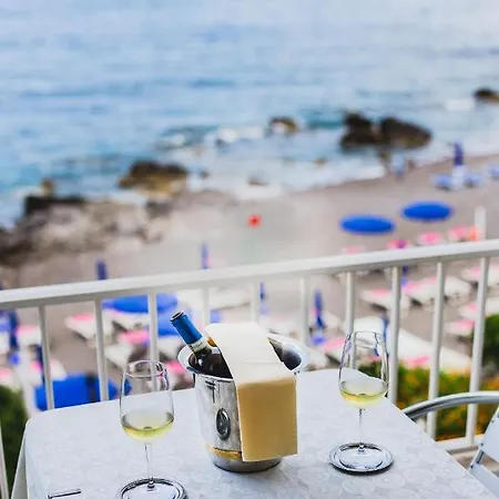 Hotel Mediterraneo Sapri 4* Sapri